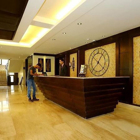 Hotel Pine Spring Wazir Bagh Srīnagar 외부 사진
