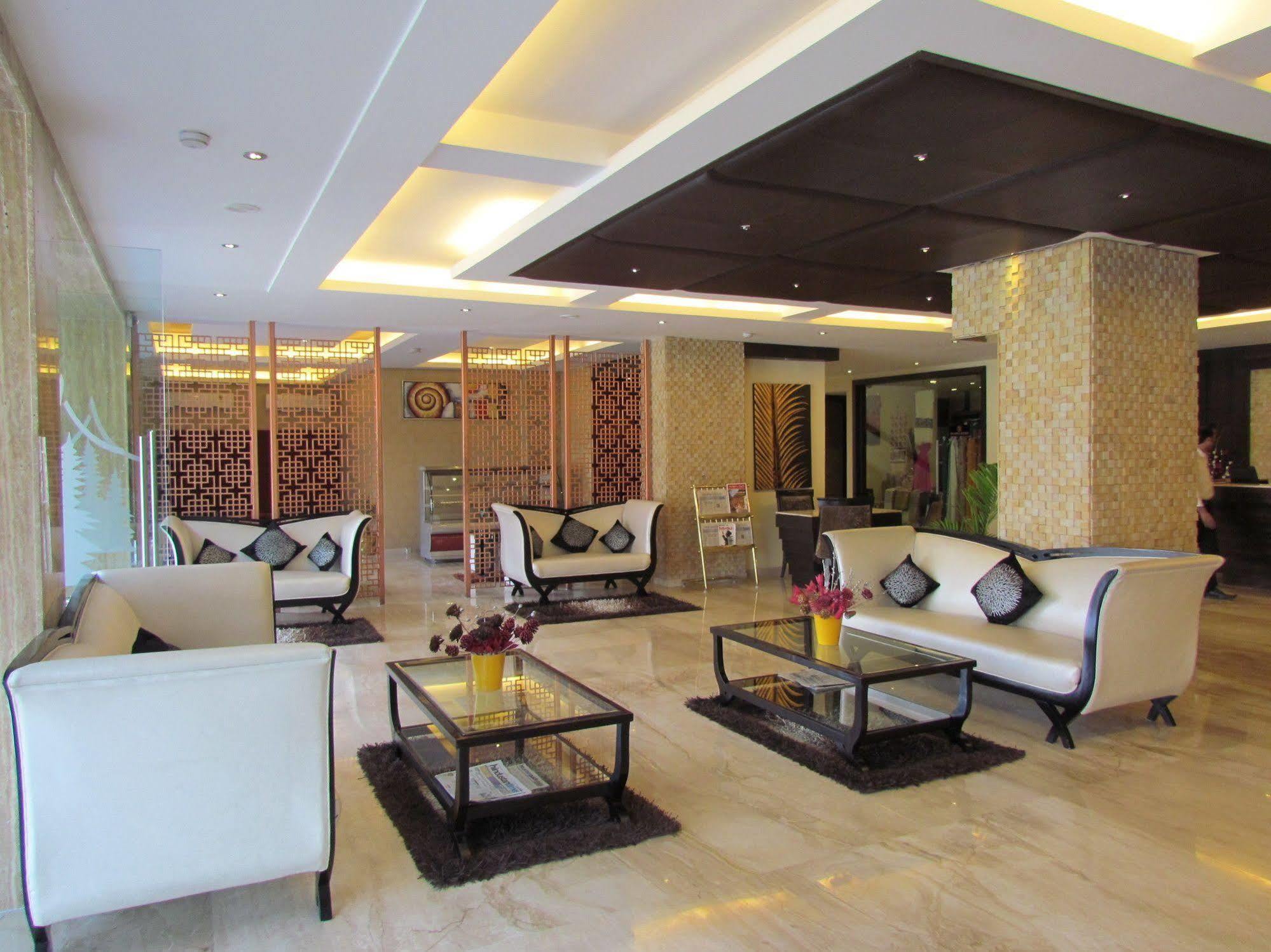 Hotel Pine Spring Wazir Bagh Srīnagar 외부 사진